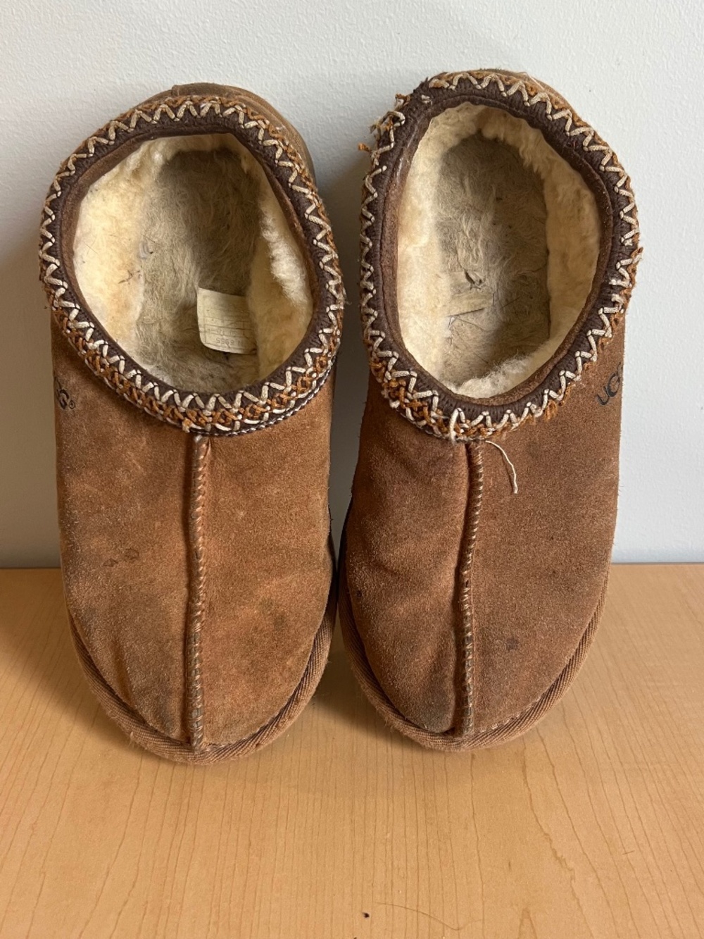 UGG Australia Sheepskin Slippers Moccasin Clogs Chestnut Women’s 6